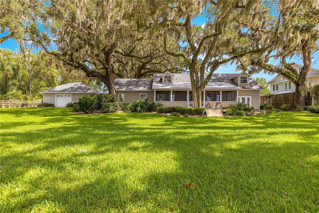 House in Ocklawaha, Florida, United States 4 - 17180763