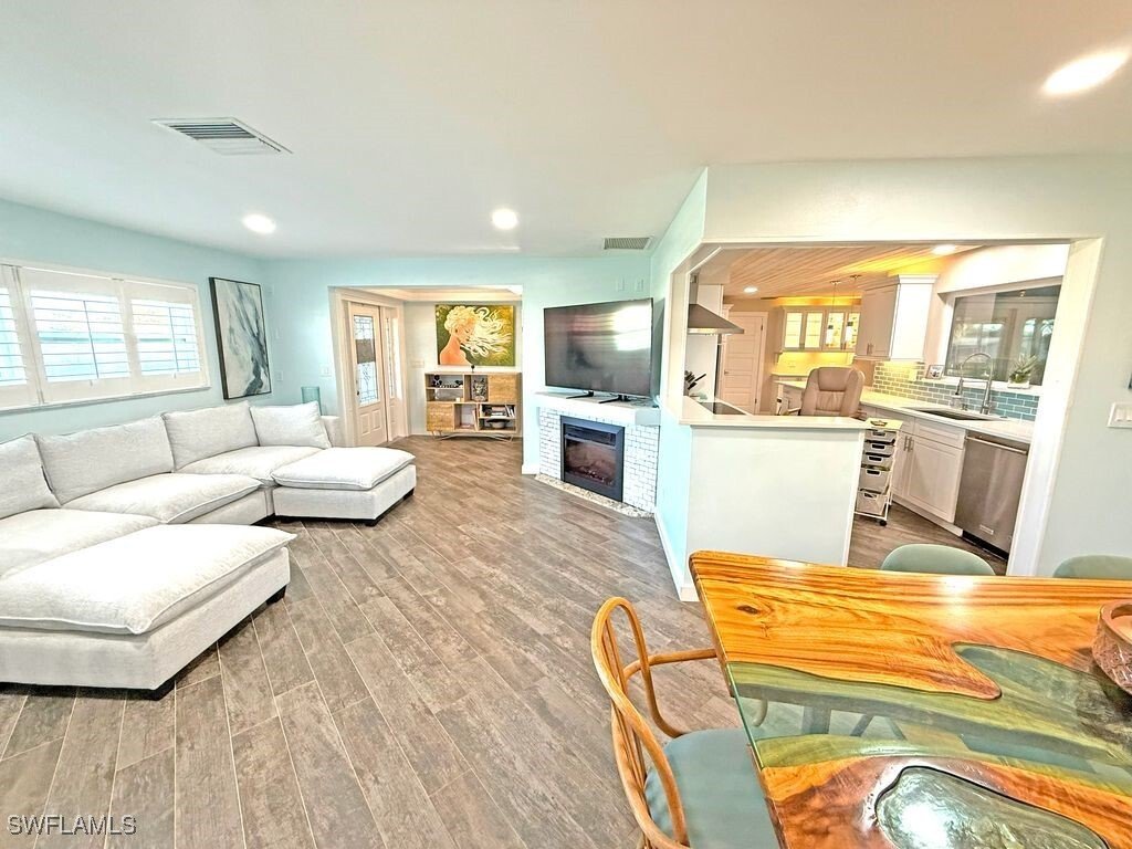 House in Cape Coral, Florida, United States 5 - 17172313