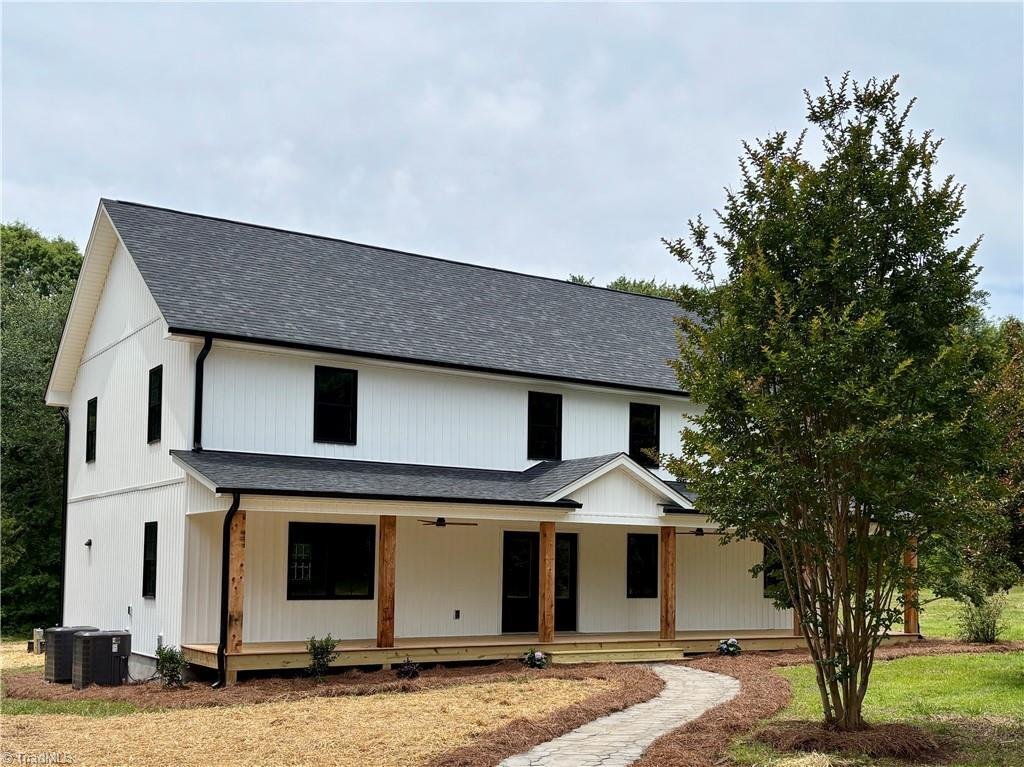 House in Madison, North Carolina, United States 1 - 17169246