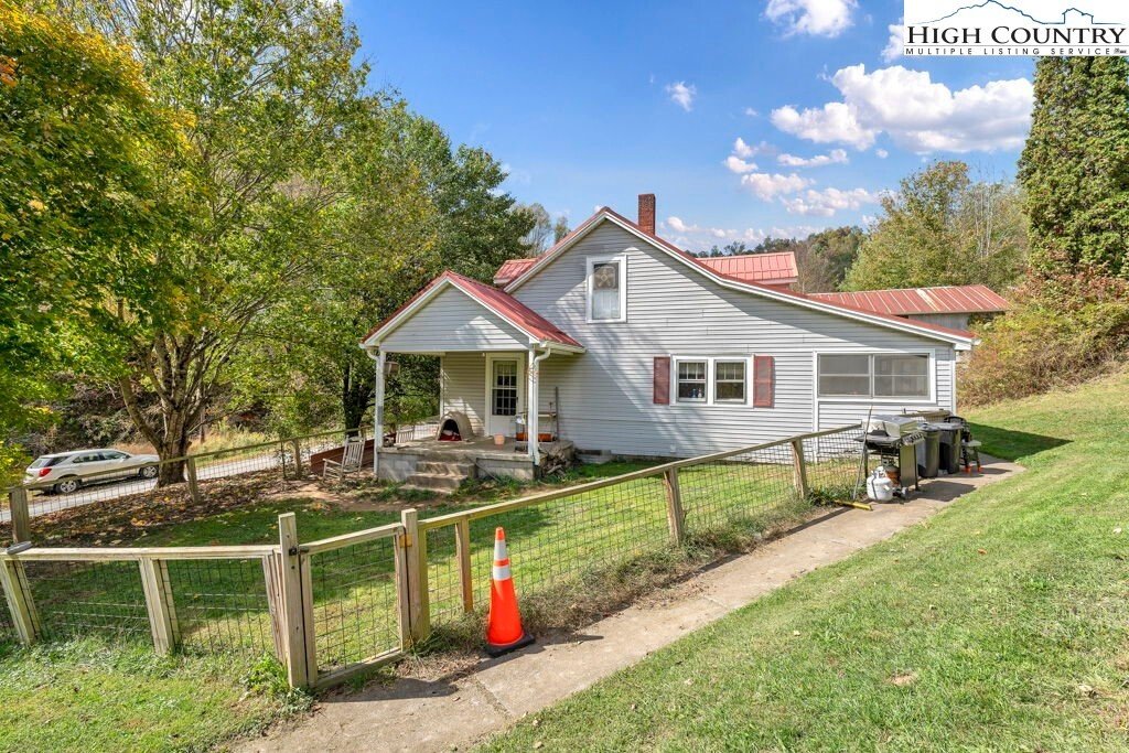 House in Zionville, North Carolina, United States 1 - 17173984