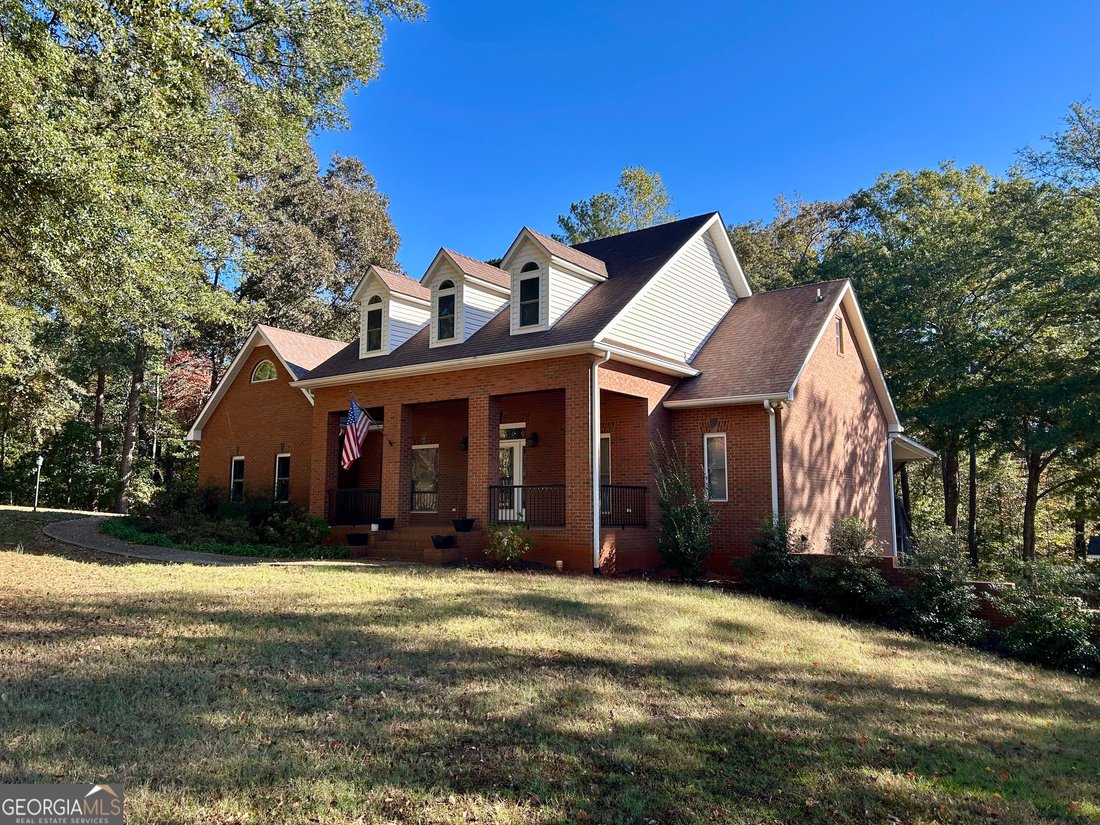 House in Elberton, Georgia, United States 1 - 17158068