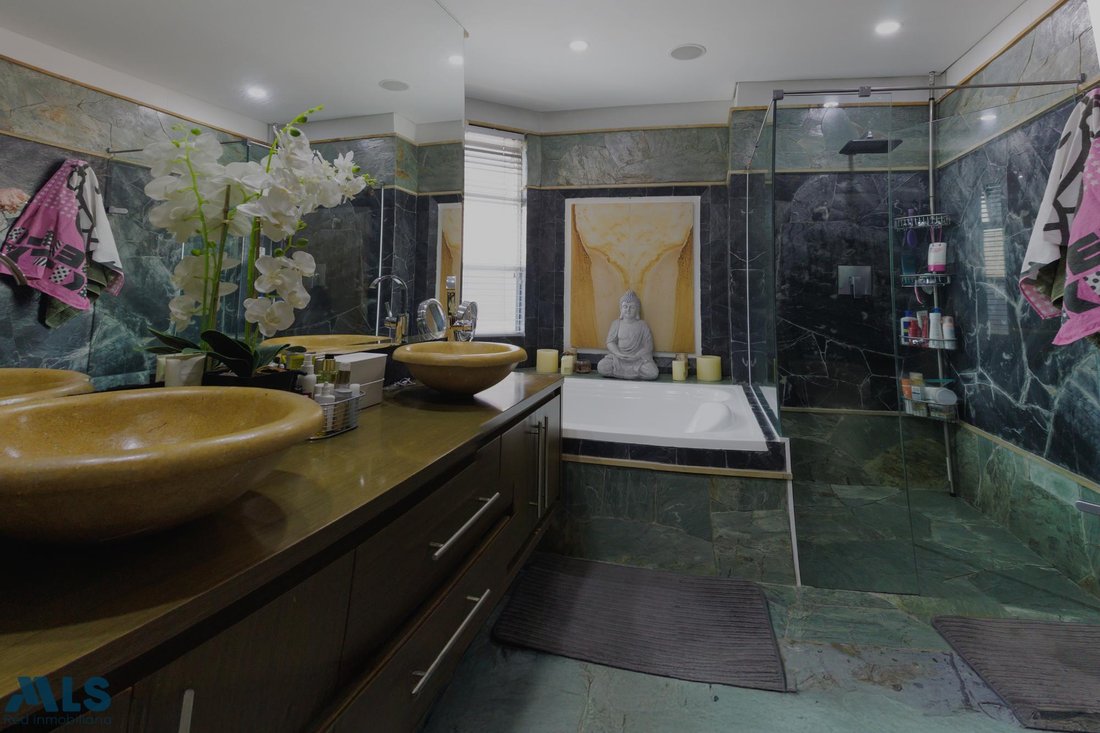 Apartment in Medellín, Antioquia, Colombia 5 - 17154759