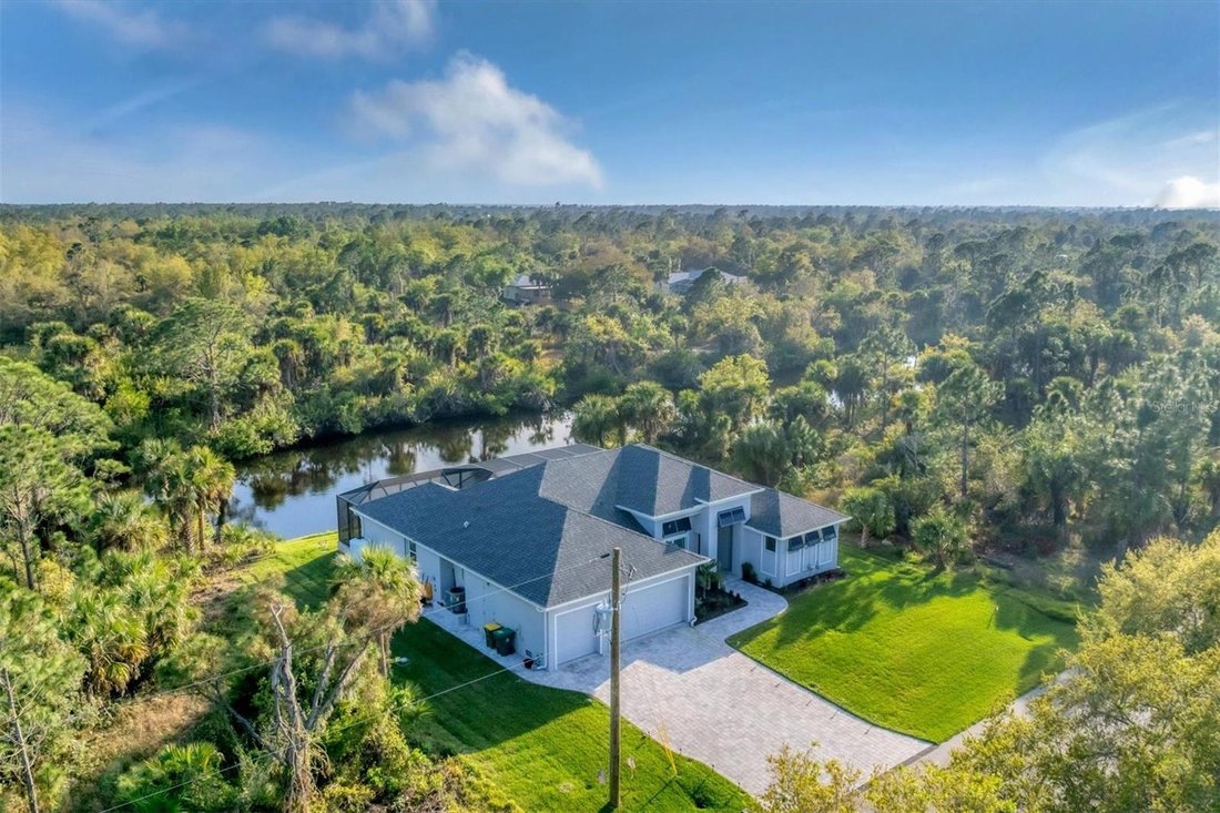 Casa en Port Charlotte, Florida, Estados Unidos 3 - 17186084