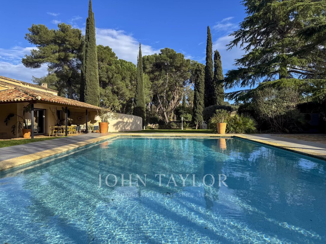 Villa in Donicarde-Barban, La Seyne-sur-Mer, France 1 - 17155535
