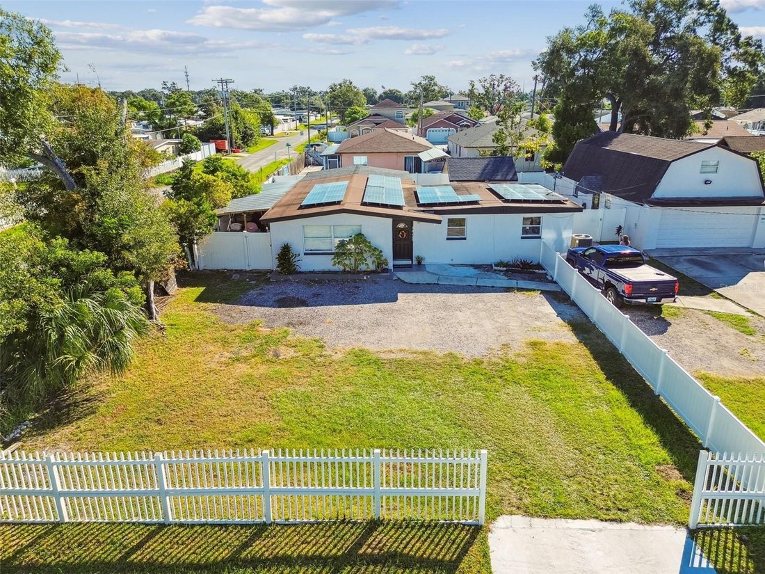 House in Tampa, Florida, United States 5 - 17187084
