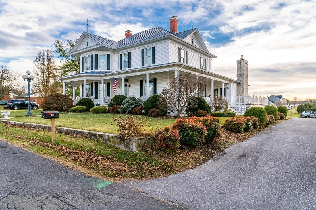 House in Weyers Cave, Virginia, United States 2 - 17177382