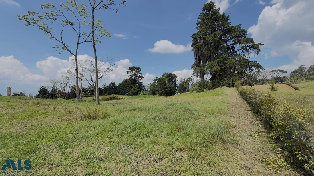 Land in Envigado, Antioquia, Colombia 4 - 17154757