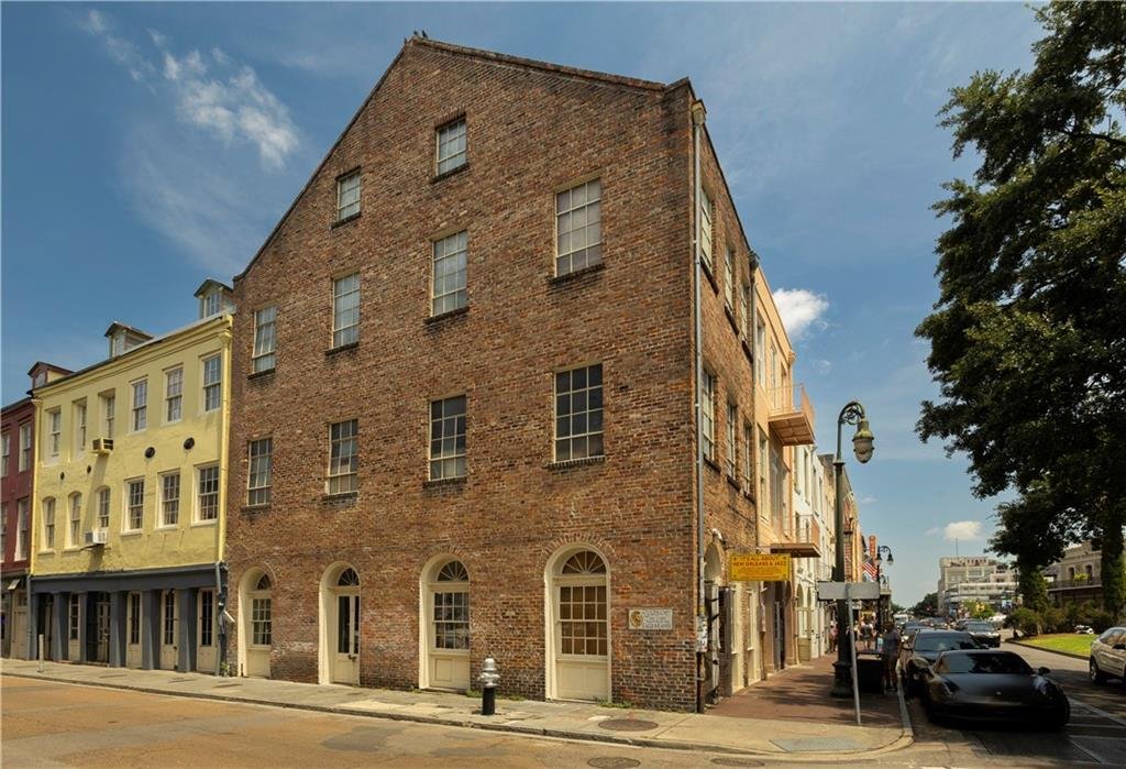 New Orleans, Louisiana, United States 4 - 17171714