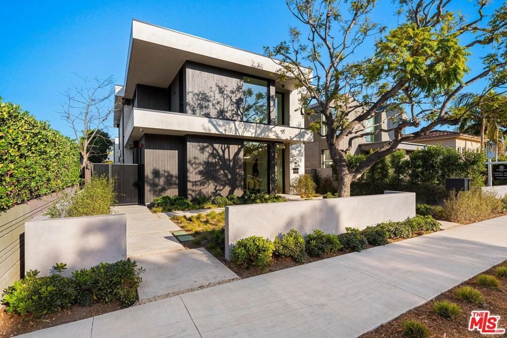 House in Los Angeles, California, United States 1 - 17170325