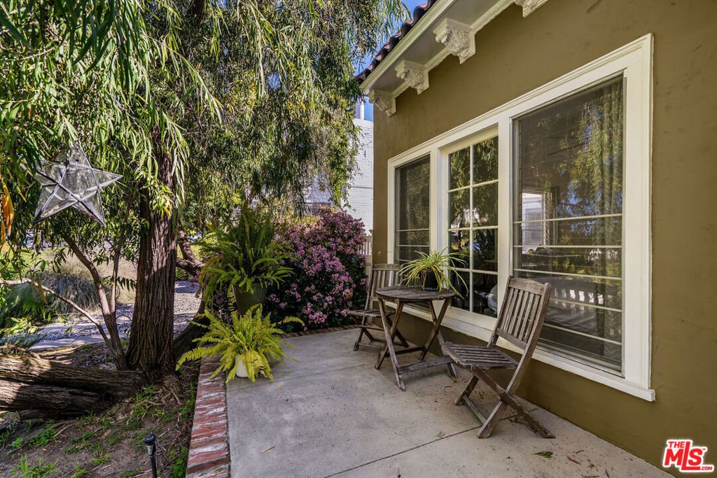 House in Los Angeles, California, United States 4 - 17170214
