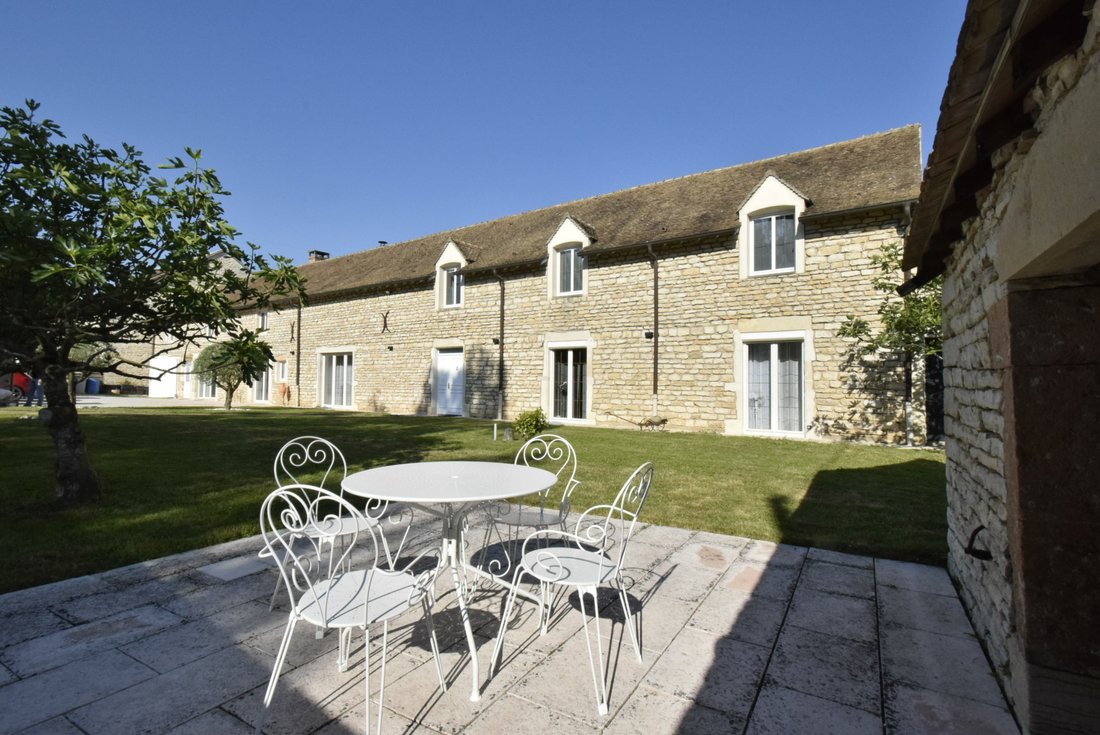House in Chalon-sur-Saone, Bourgogne – Franche-Comté, France 3 - 17155340