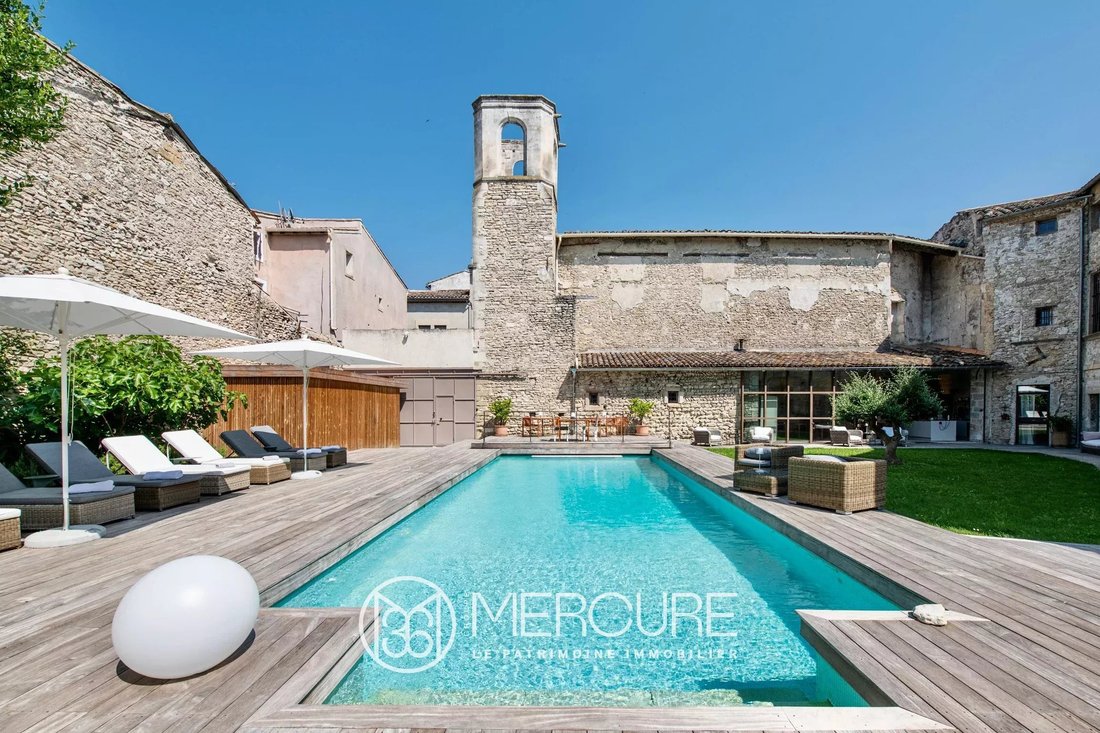 Domaine à Velorgues-Petit Palais, L'Isle-sur-la-Sorgue, France 1 - 16485573