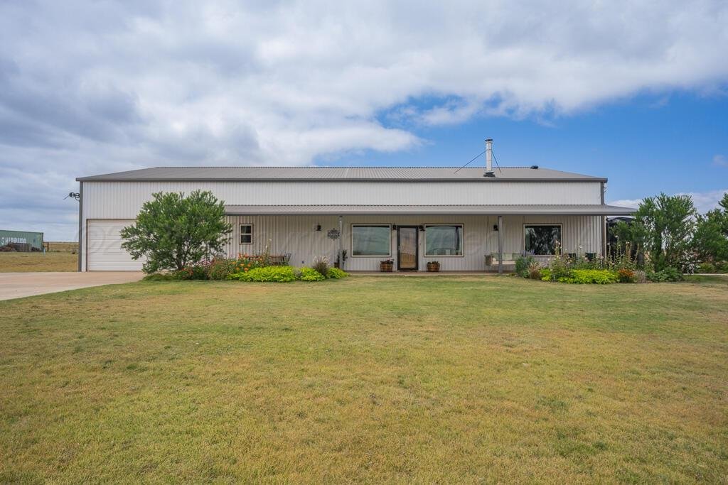 House in Wildorado, Texas, United States 1 - 17161962