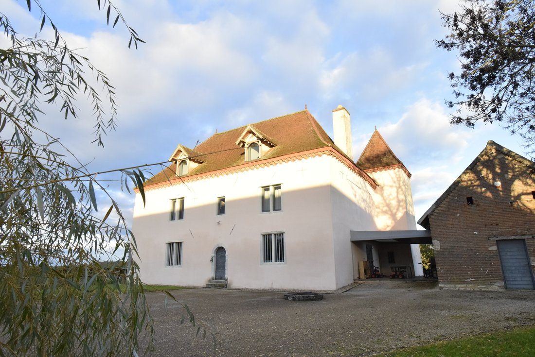 House in Chalon-sur-Saone, Bourgogne – Franche-Comté, France 3 - 17155364