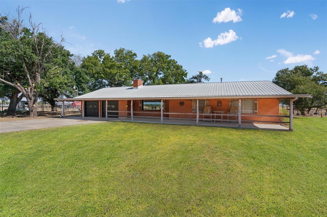 House in Thorndale, Texas, United States 3 - 17187925
