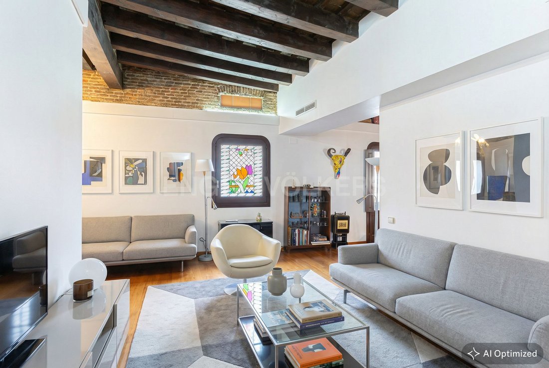 Apartment in Ciutat Vella, Barcelona, Spain 3 - 17175608