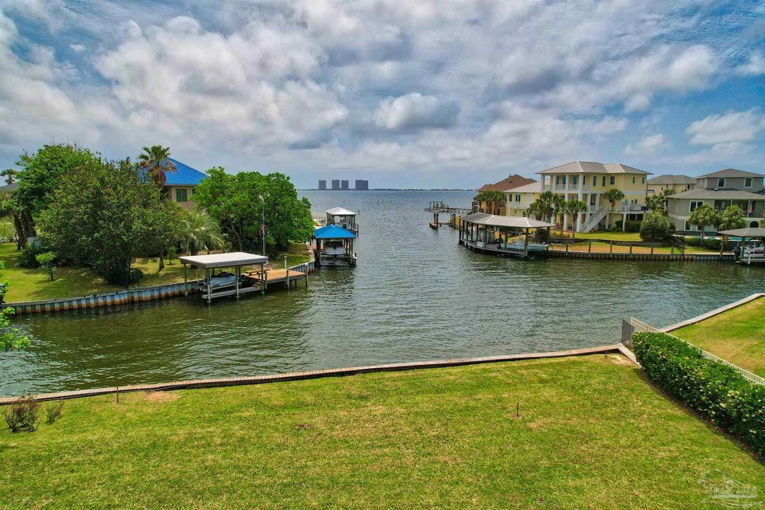 House in Gulf Breeze, Florida, United States 1 - 17161767