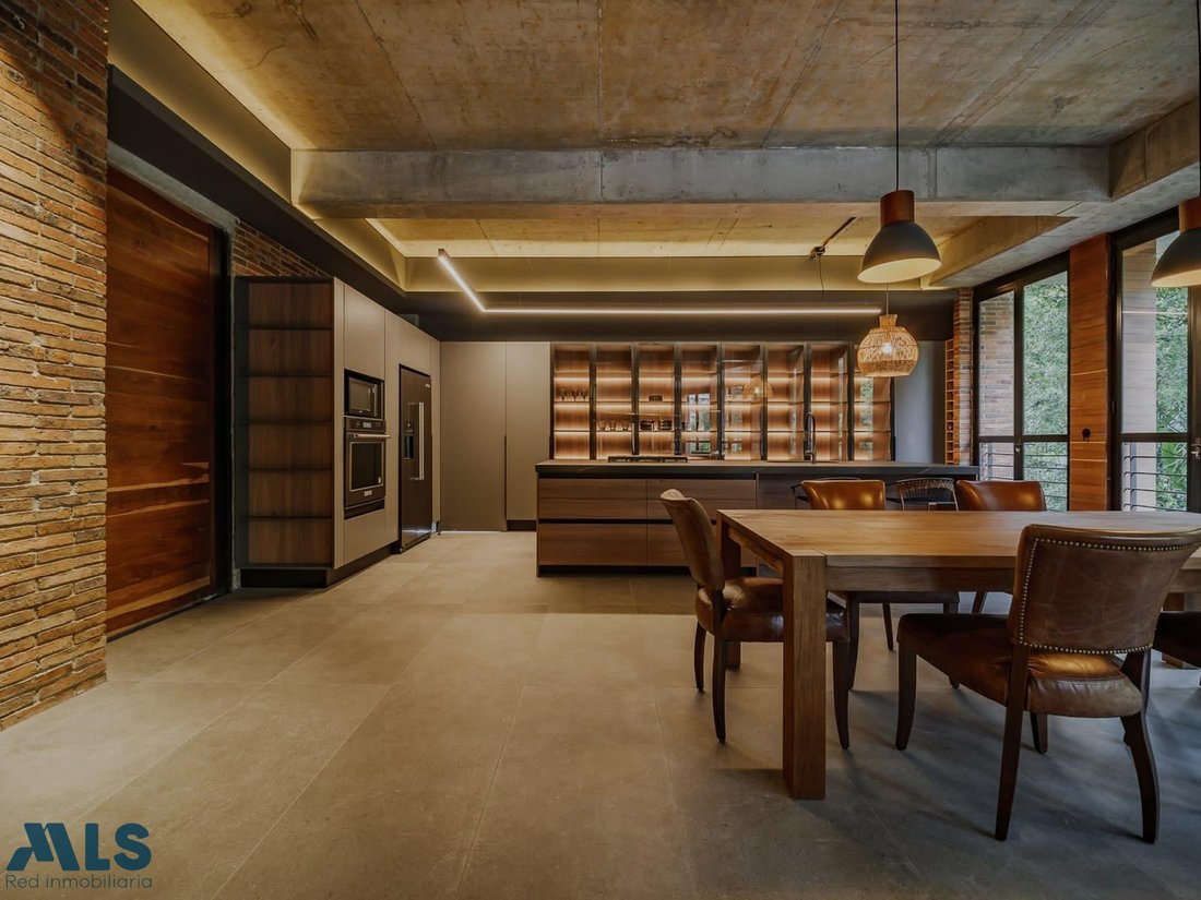 Apartment in Medellín, Antioquia, Colombia 2 - 17154765