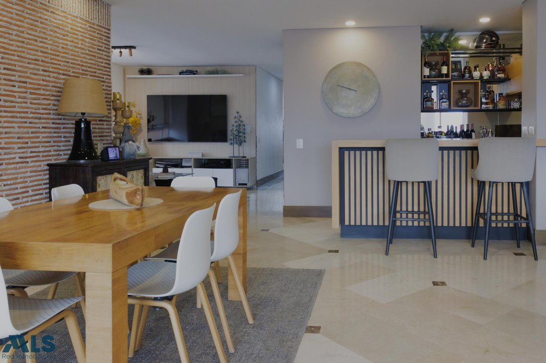 Apartment in Medellín, Antioquia, Colombia 4 - 17154759
