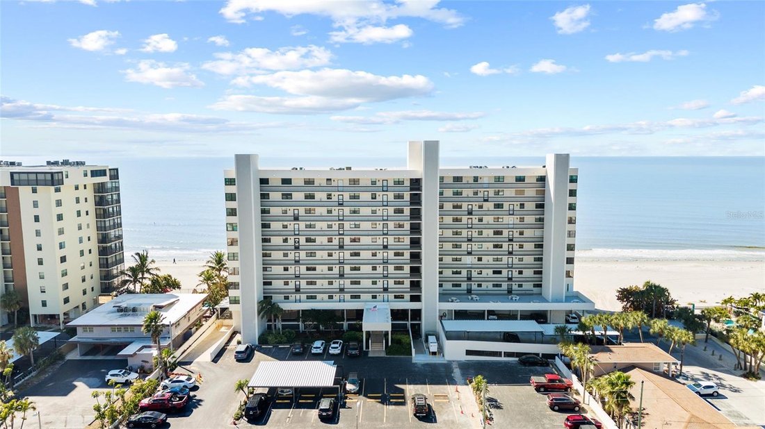 Condo in Madeira Beach, Florida, United States 1 - 17185466