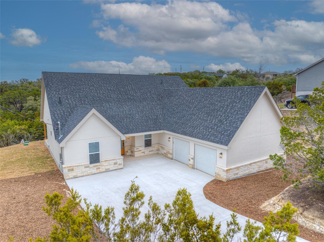 House in Canyon Lake, Texas, United States 1 - 17187707