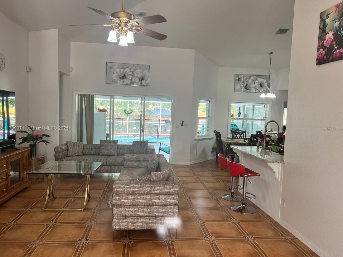 House in Lehigh Acres, Florida, United States 4 - 17185081