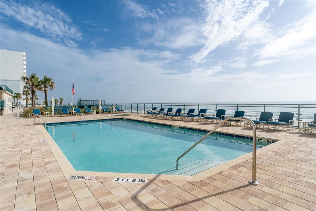Condo in Daytona Beach, Florida, United States 5 - 17188225