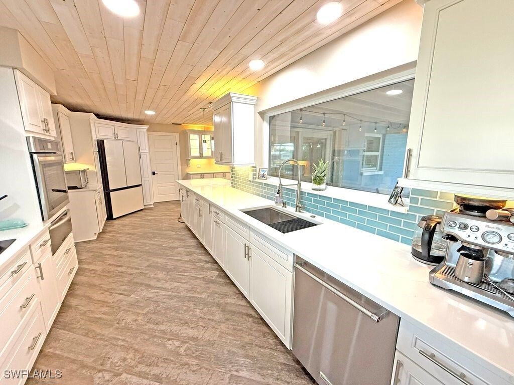 House in Cape Coral, Florida, United States 3 - 17172313