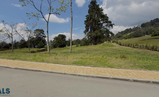Land in Envigado, Antioquia, Colombia 1