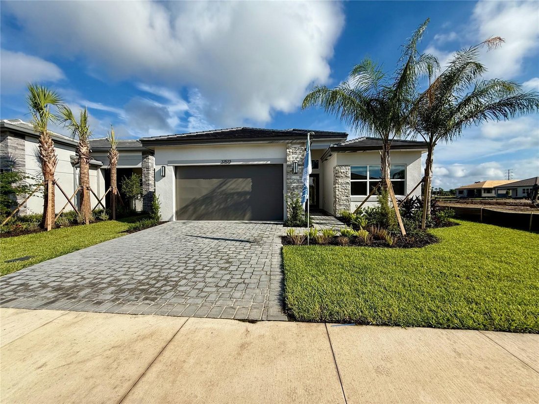 House in Zephyrhills, Florida, United States 2 - 17183501