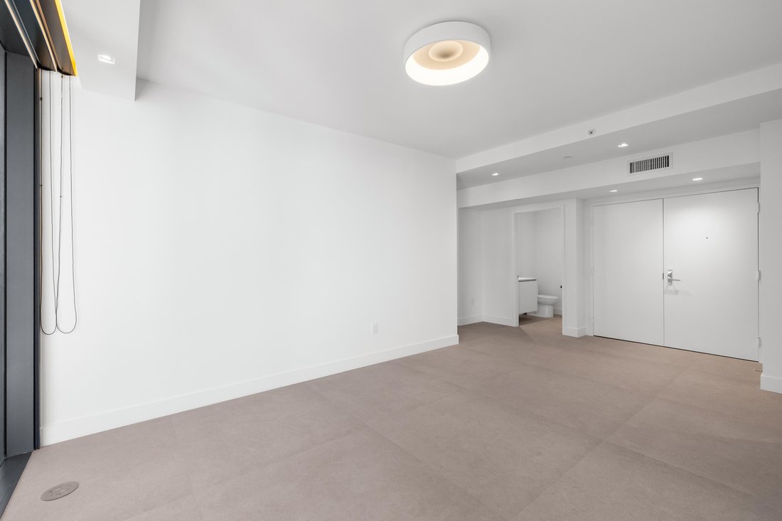 Condo in Miami, Florida, United States 5 - 16975119