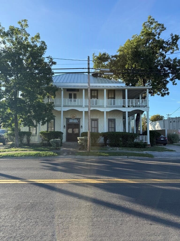 Kerrville, Texas, United States 1 - 17173591
