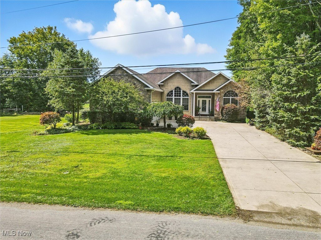 House in Roaming Shores, Ohio, United States 2 - 17175432