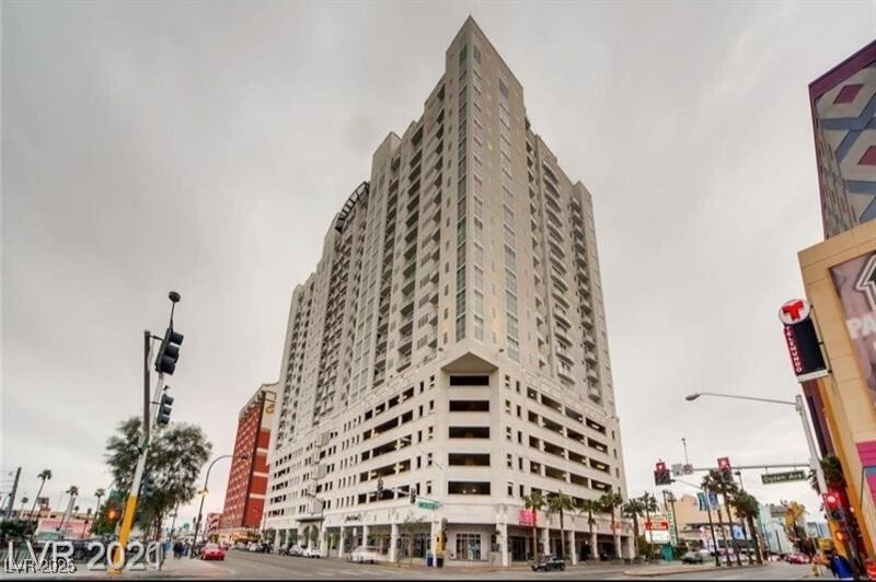 House in Las Vegas, Nevada, United States 2 - 17168998