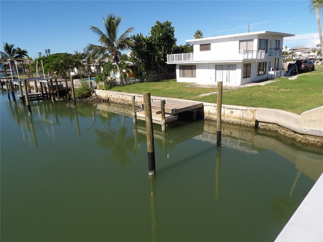 Apartment in Madeira Beach, Florida, United States 1 - 17184298