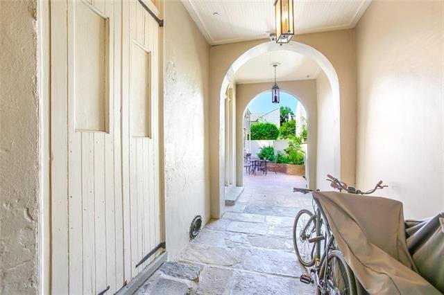 Condo in New Orleans, Louisiana, United States 2 - 17171531
