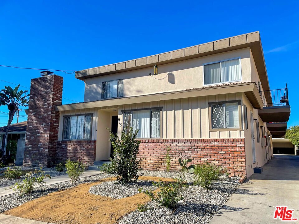 Inglewood, California, United States 1 - 17169340