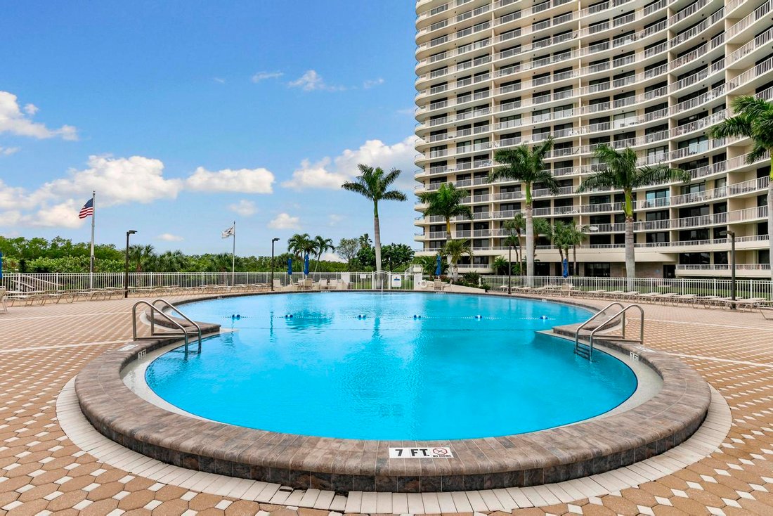 Condo in Marco Island, Florida, United States 4 - 17174441