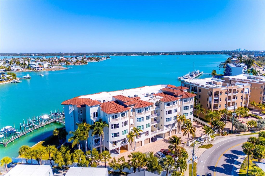 Condo in St. Pete Beach, Florida, United States 3 - 17183902