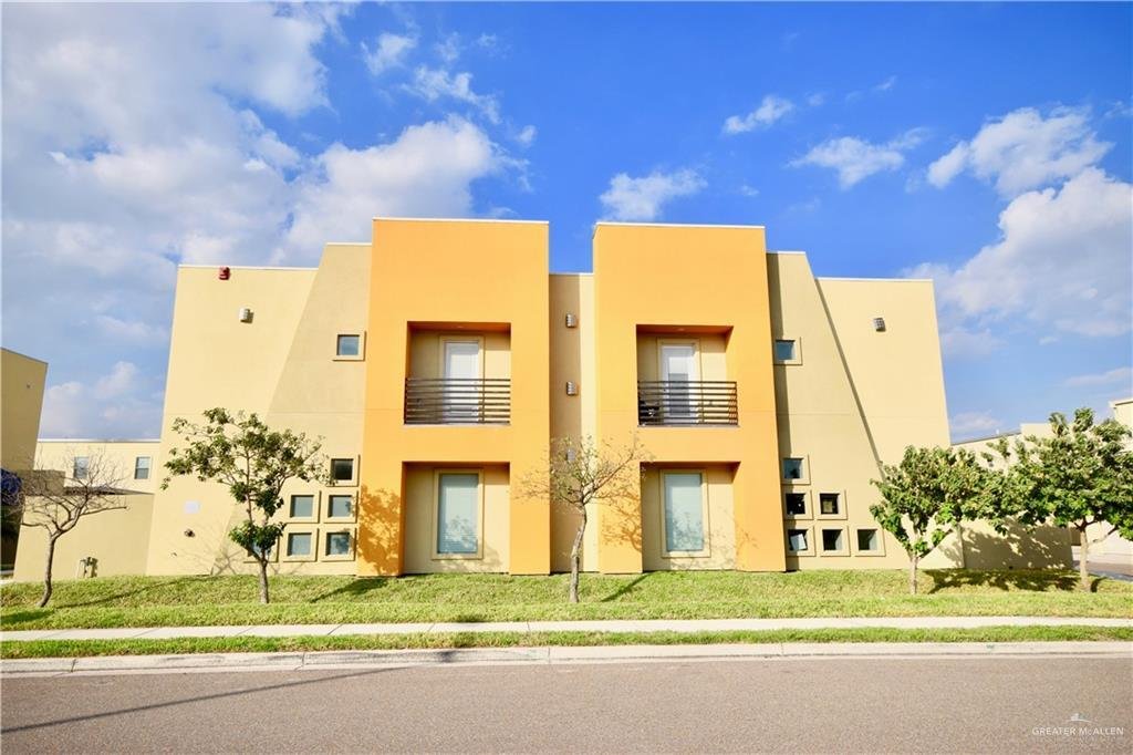 McAllen, Texas, United States 1 - 17166838
