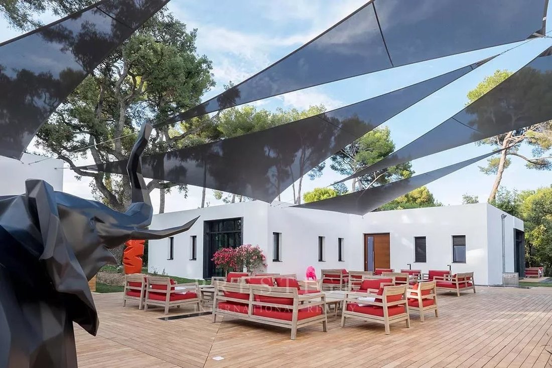 Estate in Vieille Ville, Antibes, France 5 - 14966619