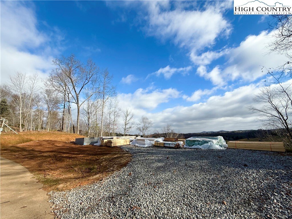 House in West Jefferson, North Carolina, United States 4 - 17173922