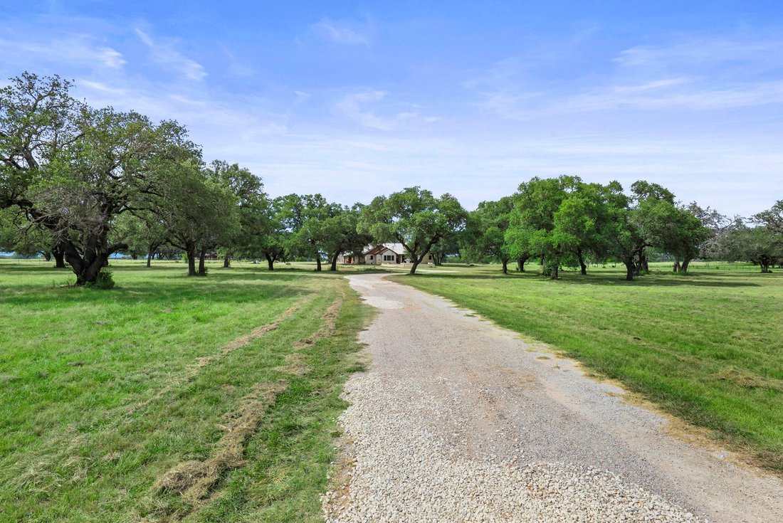 House in Burnet, Texas, United States 1 - 17188574