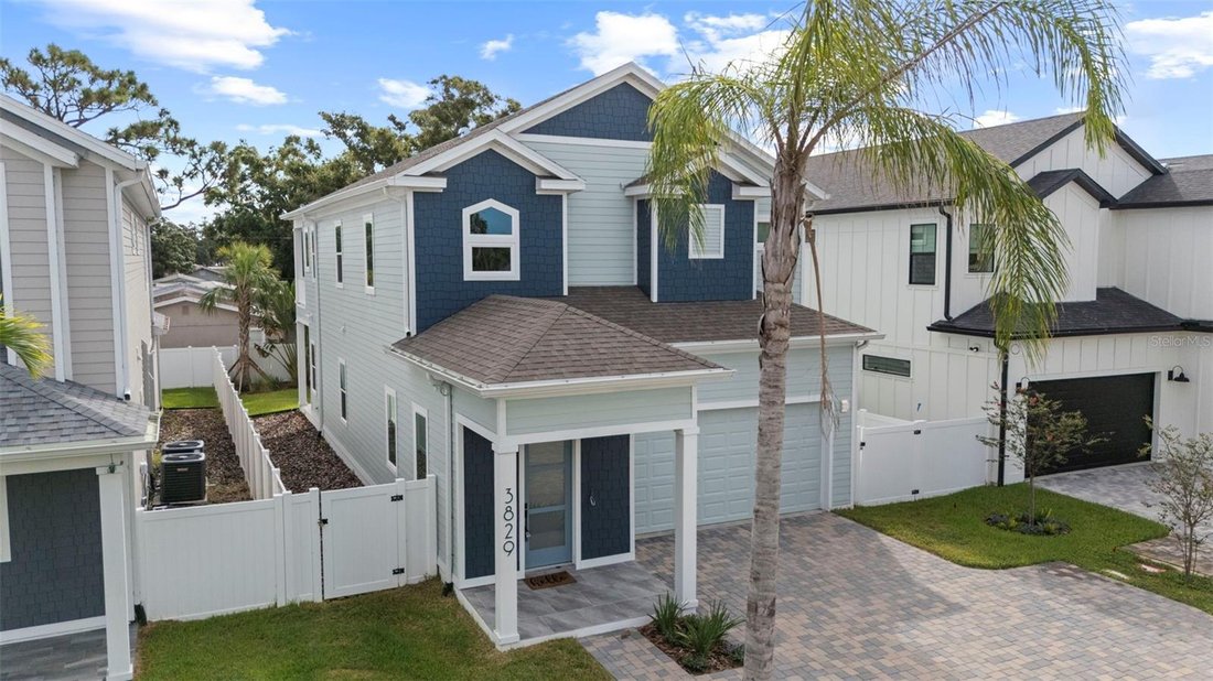 House in St. Petersburg, Florida, United States 1 - 17179011