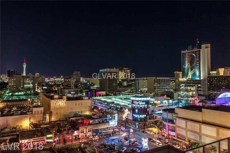House in Las Vegas, Nevada, United States 1 - 17168998
