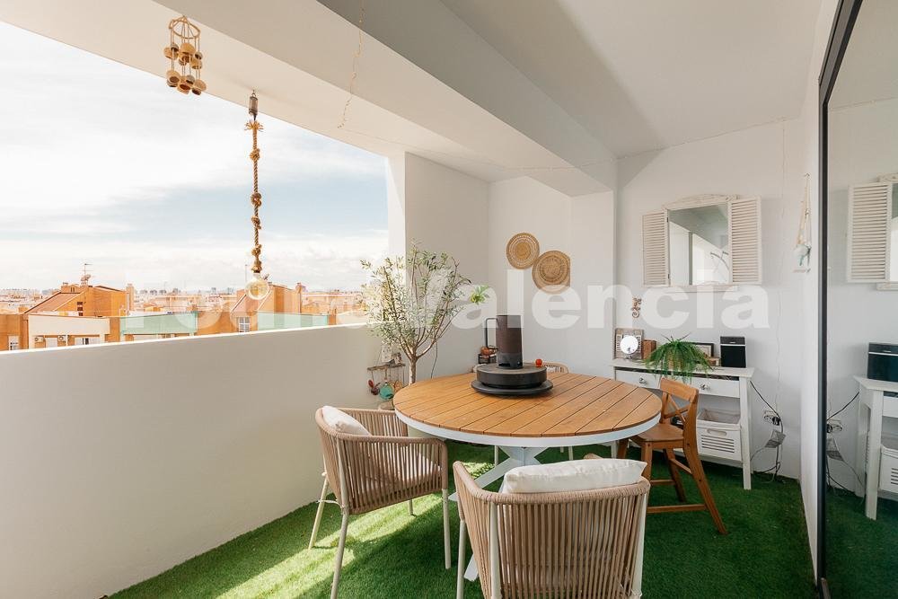 Curated visual reference: Luxury Penthouse With Terrace Park Views In Ciutat Vella Valencia Photo Inspiration