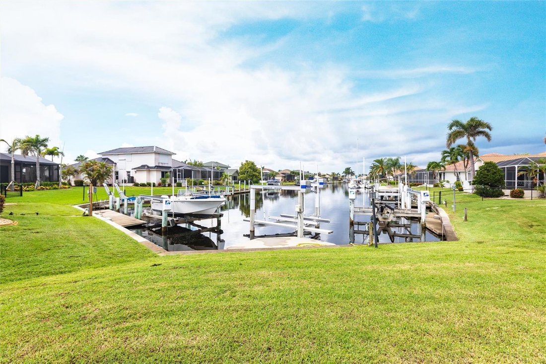 House in Punta Gorda, Florida, United States 2 - 17182024