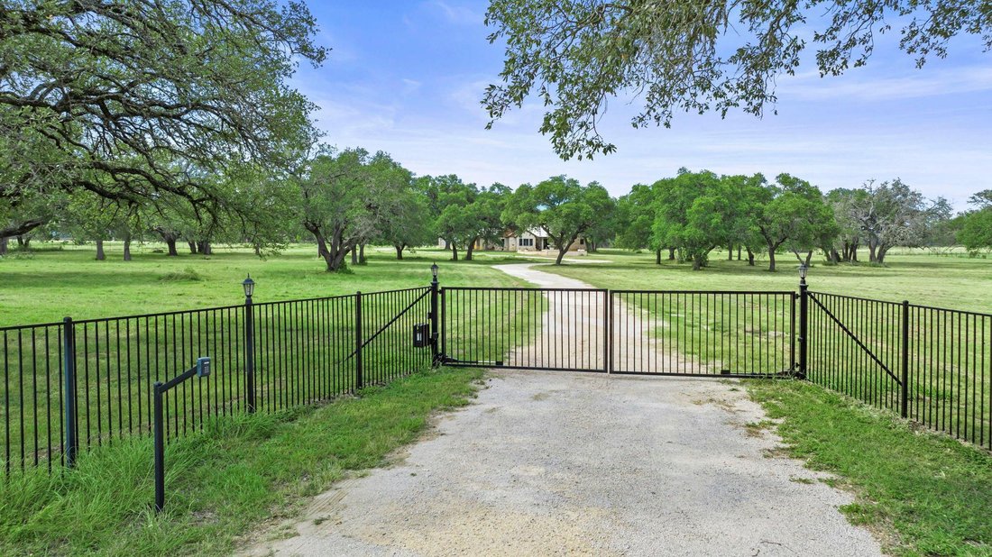 House in Burnet, Texas, United States 3 - 17188574