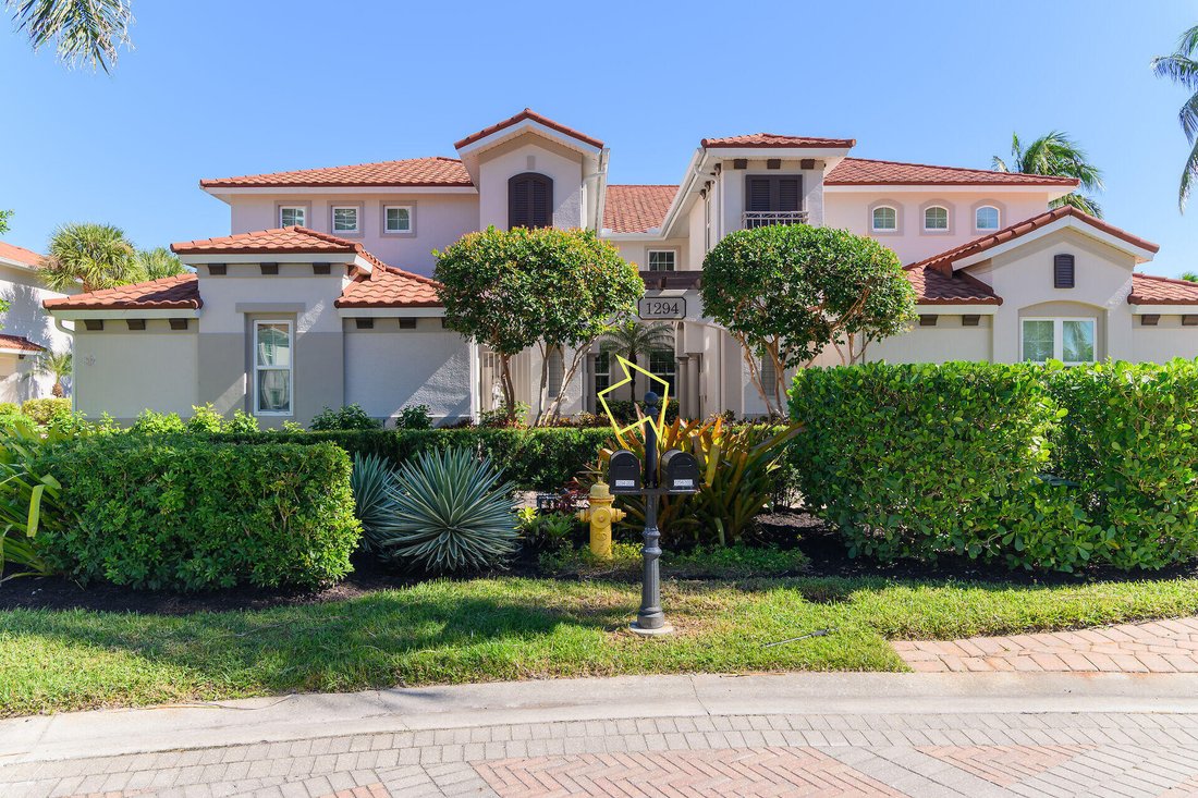 Condo in Naples, Florida, United States 2 - 17174113