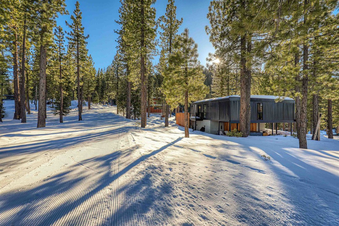 House in Truckee, California, United States 3 - 17170314